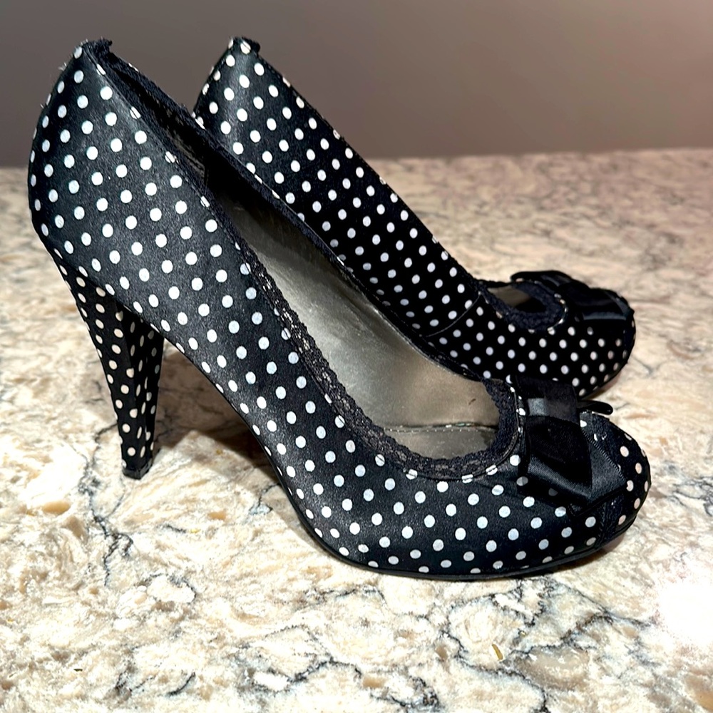 Fergalicious by Fergie heels size 10.5